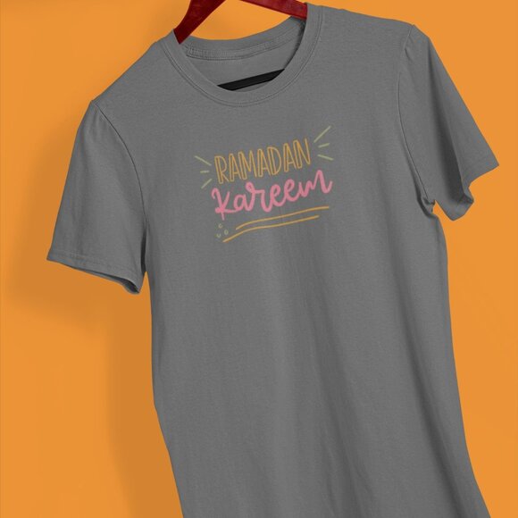 amadan Kareem Lettering and Typography Islamic shirt |  Ramadan shirt - Picture 7 of 9